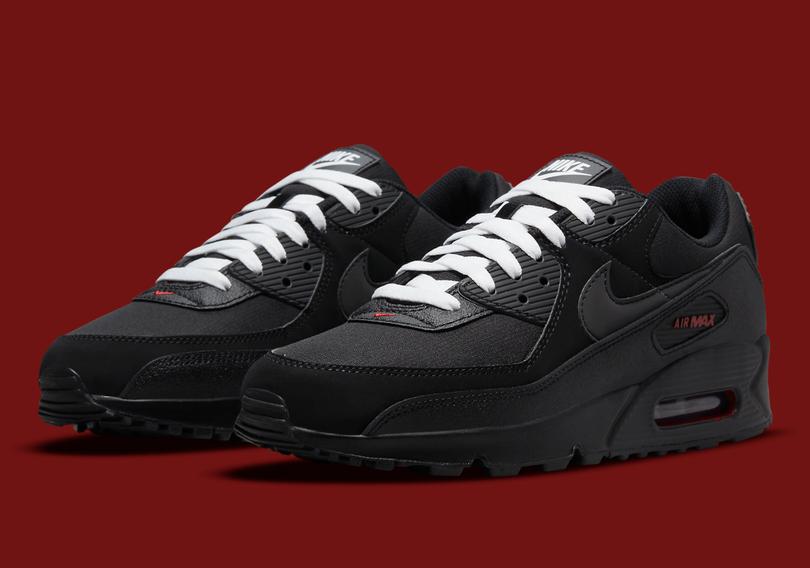 Nike-Air-Max-90-DC9388-002-5