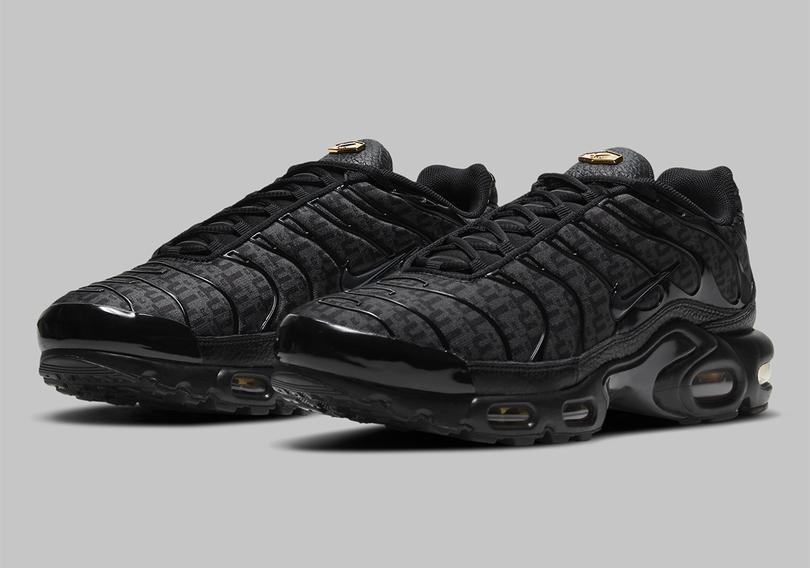 nike-air-max-plus-tn-print-DD9609-001-7