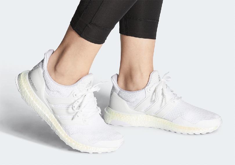 adidas-ultra-boost-cloud-white-FY2898-0