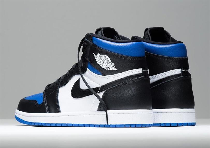 air-jordan-1-royal-toe-555088-041-3